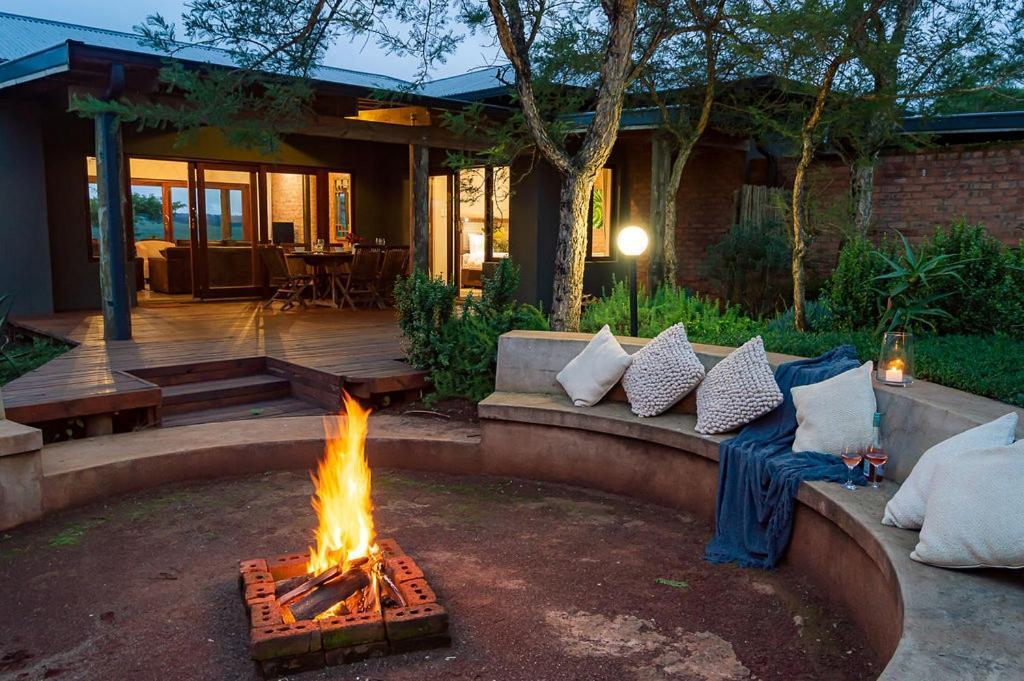 Hilton Bush Lodge & Function Venue Esterno foto