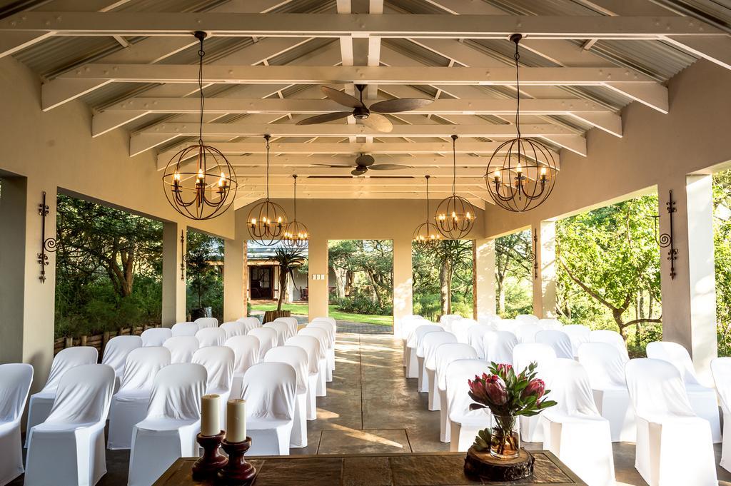 Hilton Bush Lodge & Function Venue Esterno foto